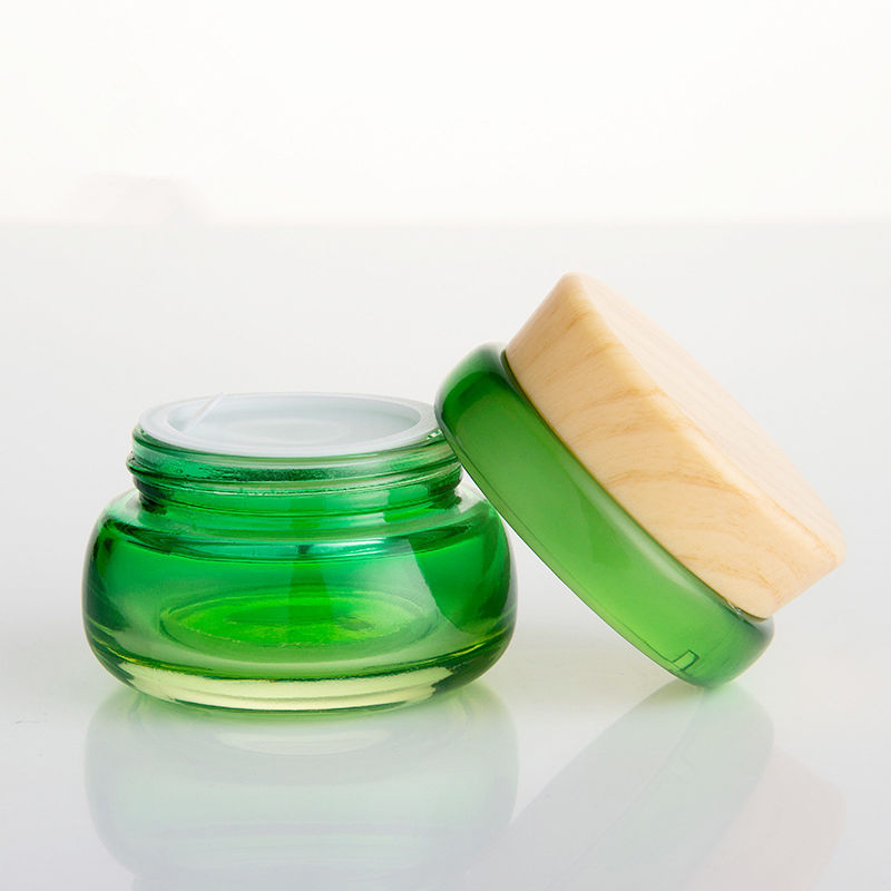 Wholesale luxury cosmetic packaging and cream jar 100ml container lotion cosmetic glass bottle