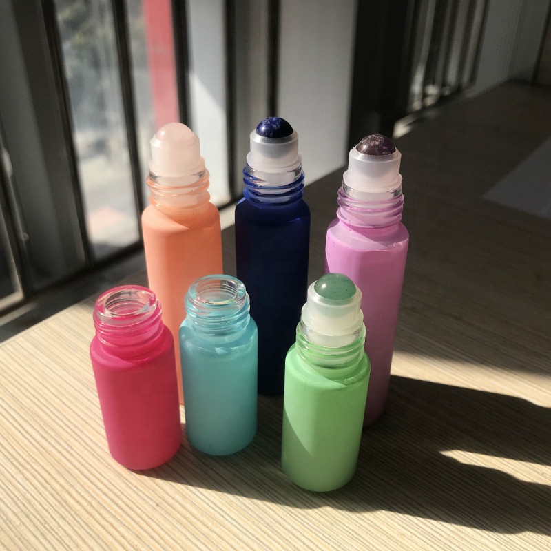 Wholesale matte gold lid 10ml Macaron color essential oil roller glass bottles