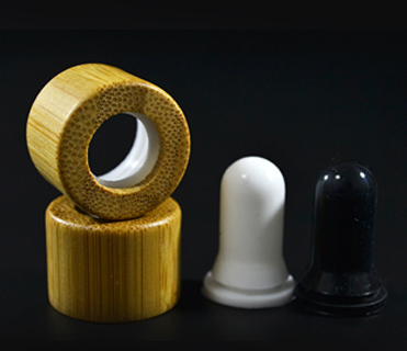 Wholesale matte red blue green black 5ml 10ml 15ml 20ml 30ml 50ml 100ml glass dropper bottle with bamboo lid