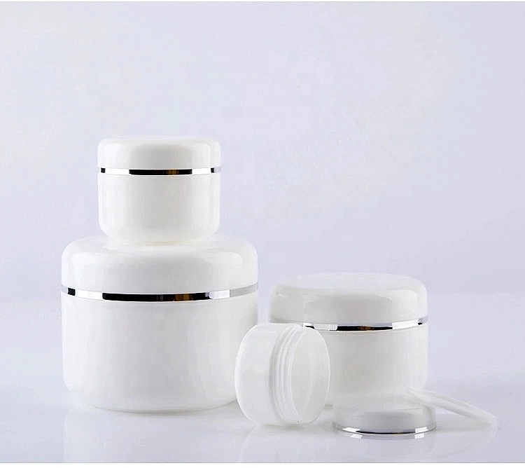 Wholesale nice 4 oz plastic jars with lids cosmetic 30ml 200ml