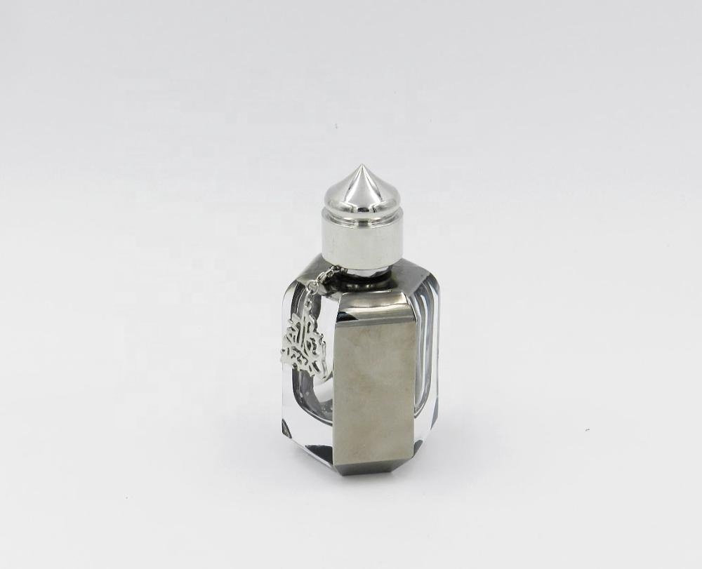 Wholesale original decorative bespoken glass perfume bottle in Yiwu