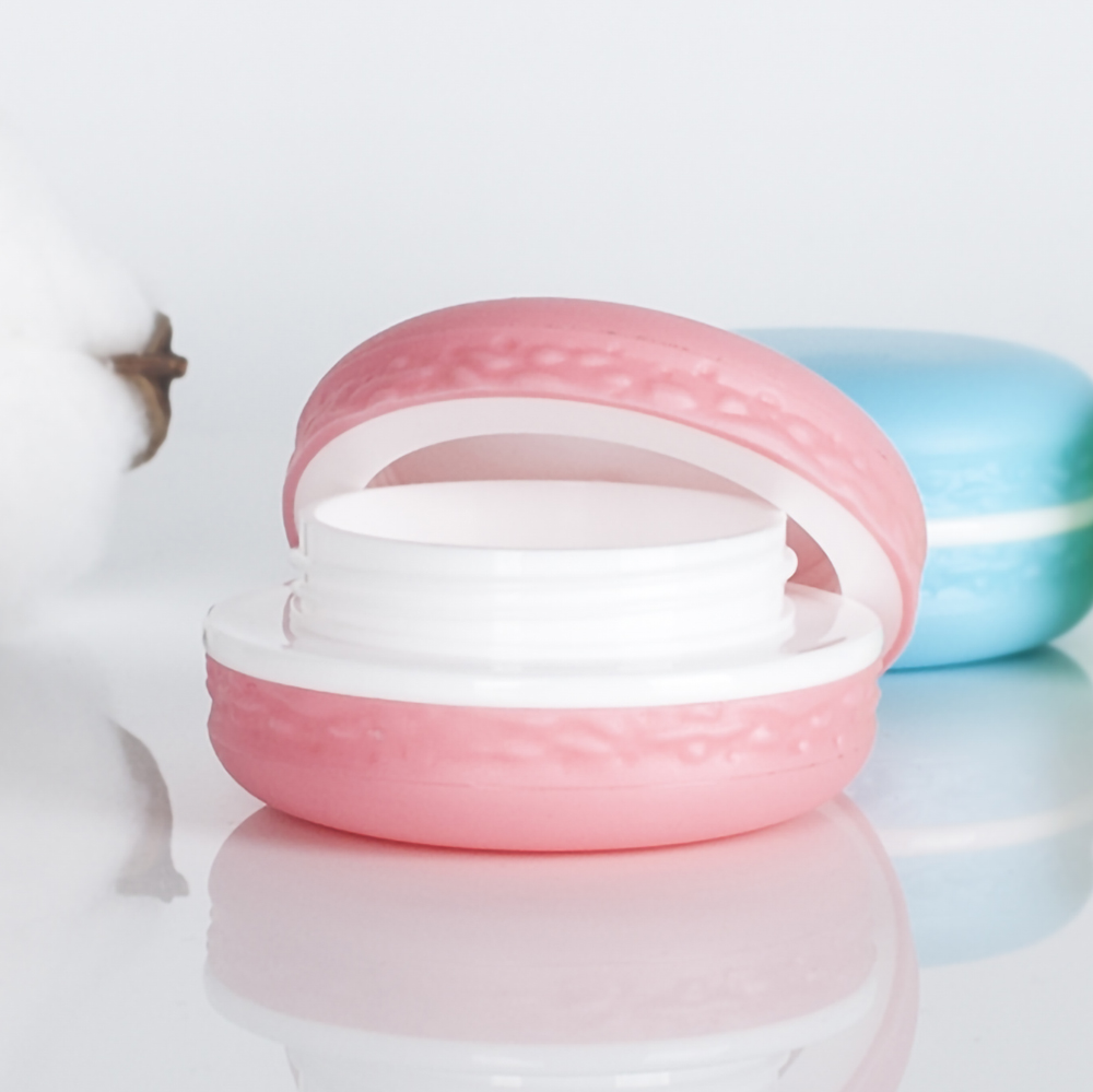 Wholesale plastic packaging 5g 10g portable cream jars mockup bulk eco friendly cosmetic container with lid