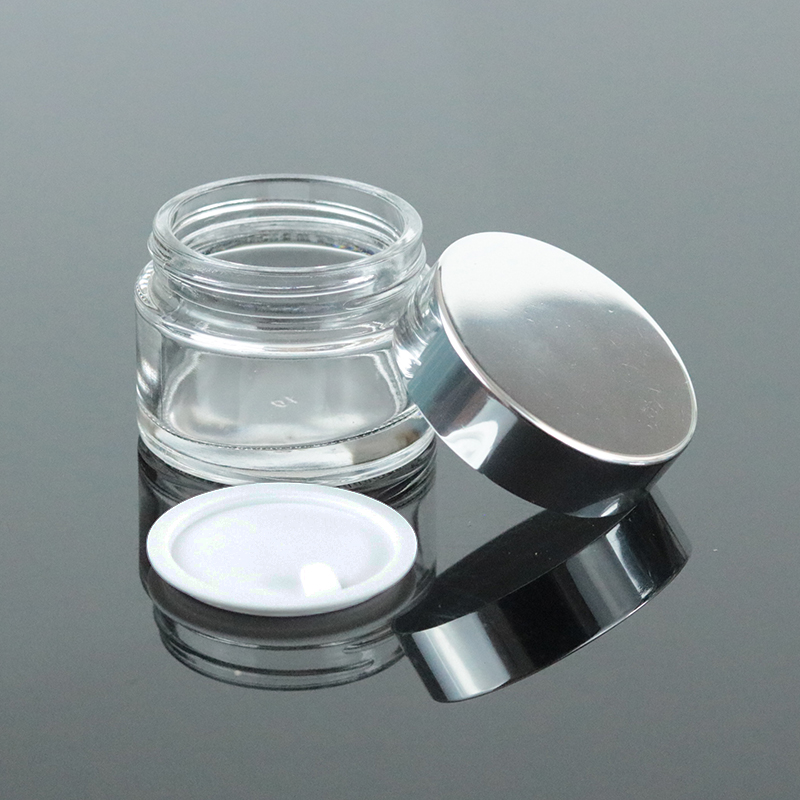 Wholesale small round glass jars 50ml 1.7oz glass cream jar silver silver top (GJM03)