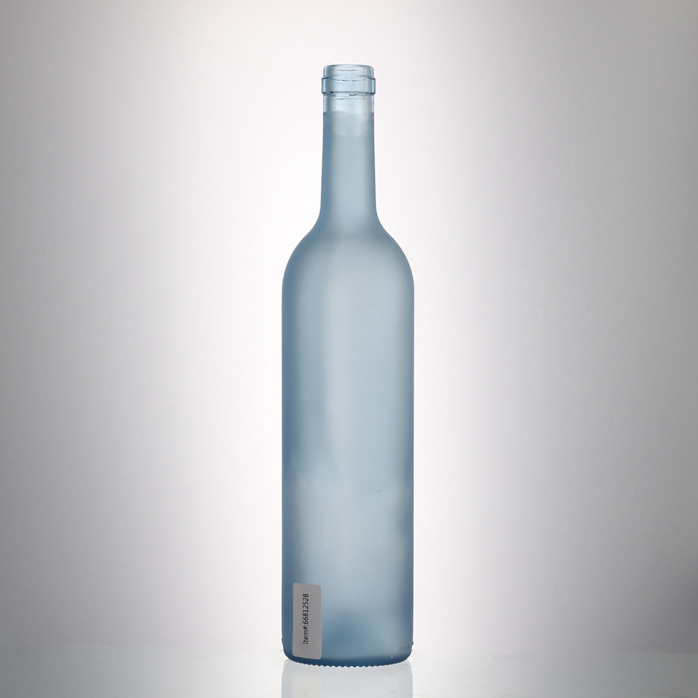 Wholesale tall 750ml botellas de vidrio matte black clear empty custom liquor vodka wine glass bottle with cork