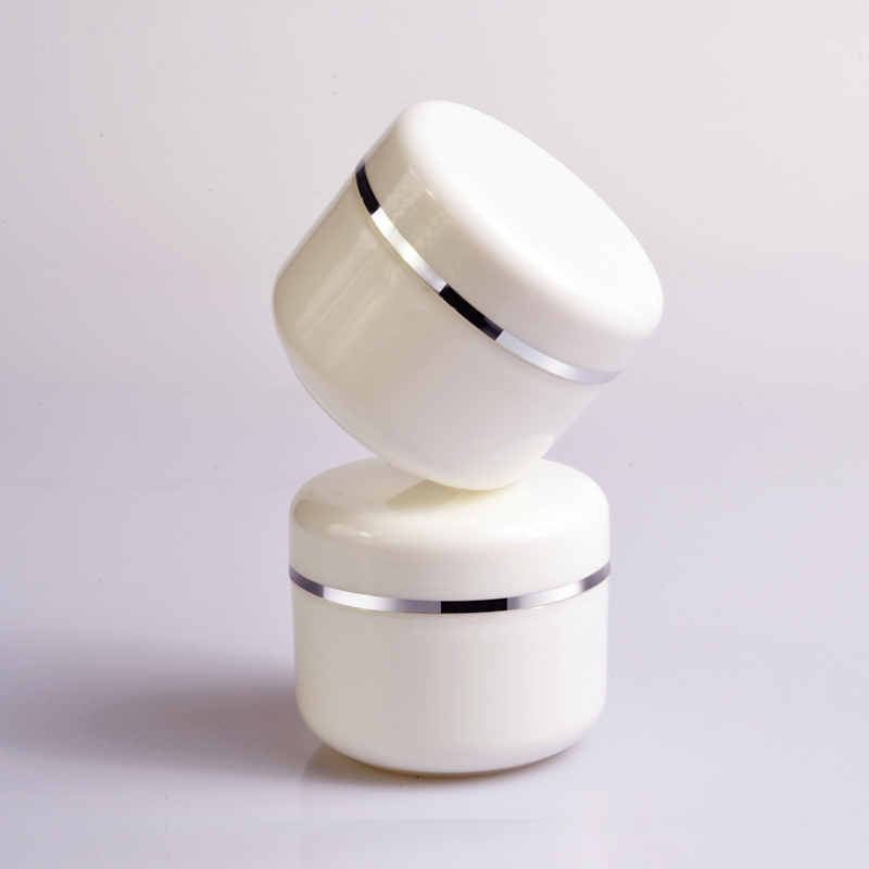 Wholesale white 20g 50g 100g 250g plastic empty cosmetic jar for cream with silver edge plastic lid