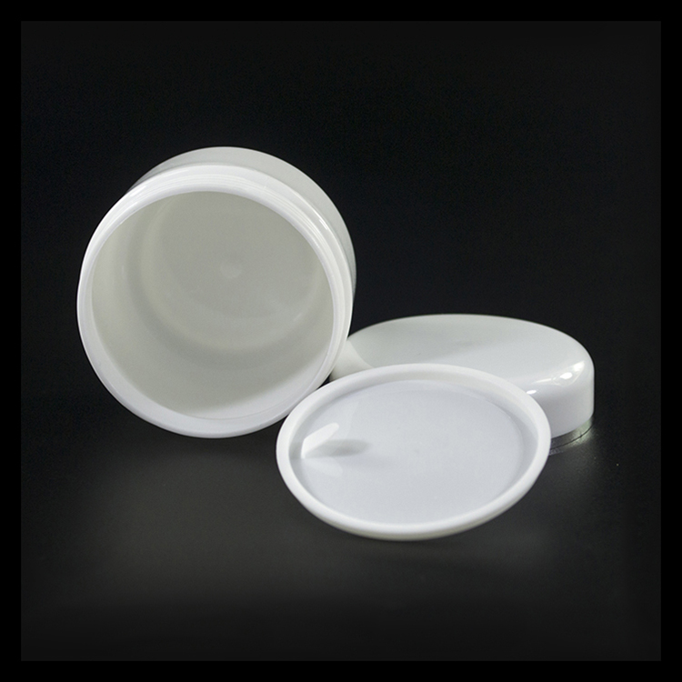 Wholesale white 20g 50g 100g 250g plastic empty cosmetic jar for cream with silver edge plastic lid
