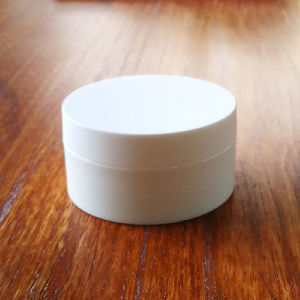 Wholesale white plastic round jar cream