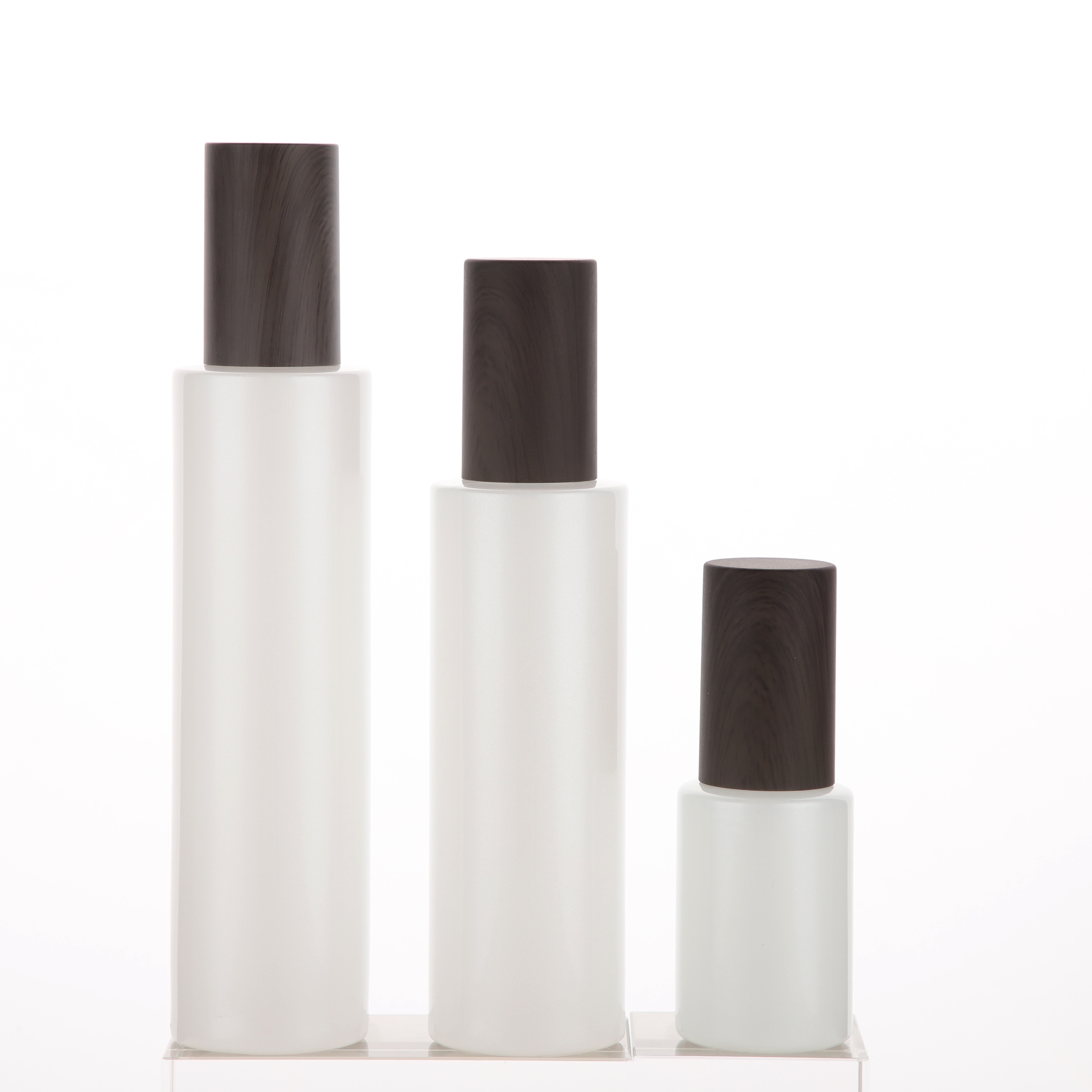 Wholesales 30ml 100ml 120ml pearl white glass lotion pump bottle with wood grain cover