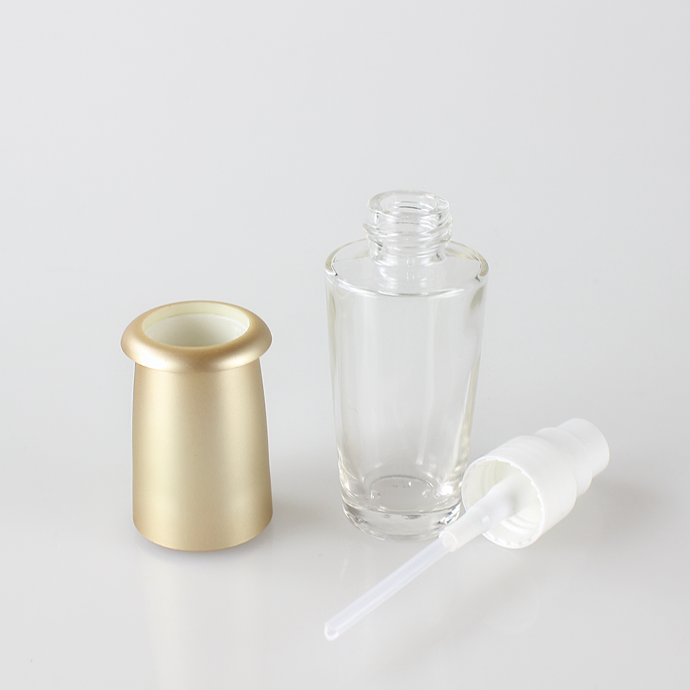 Wholesales 30ml 40ml 100ml 120ml glass cosmetic lotion pump bottle with gold cap packaging for skin care