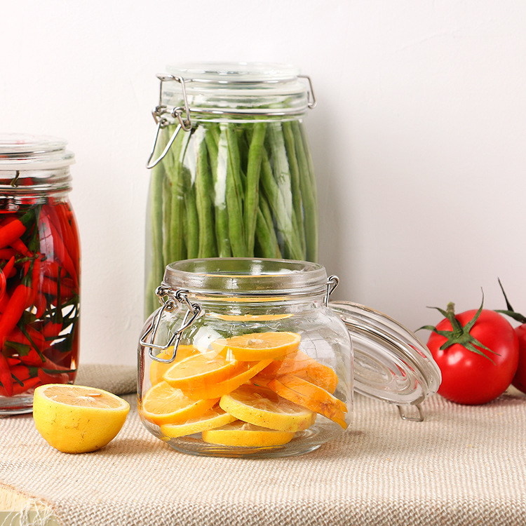 Wholesales Factory Price Glass Jar With Metal Clip/Glass Storage Jar Bottle With Flip Top Cap