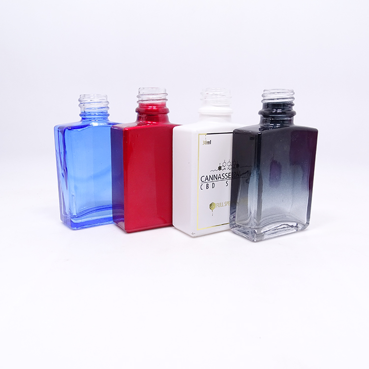 Whosale OEM Luxury cosmetics packaging square glass perfume bottle
