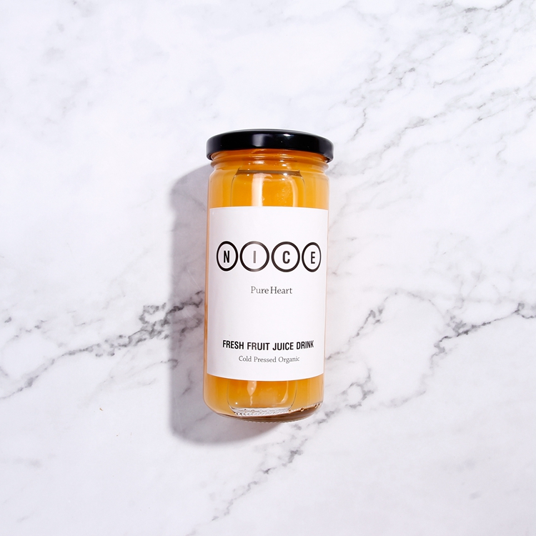 Wide mouth round half pint glass jars for caviar peanut butter with black top lid 8oz 250ml