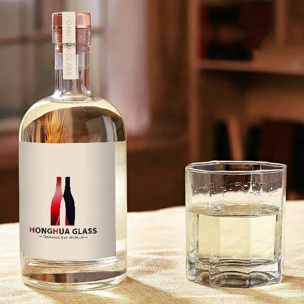 Xuzhou Honghua Factory Produced Wholesale Ciroc Vodka Bottle