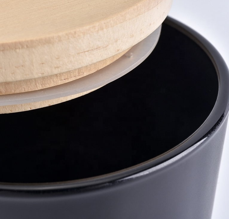 Xuzhou manufacture Customized Creative Multi-Color Black Matte Frosted 250ml 300ml Glass Candle Jar With decorative Wood Lid