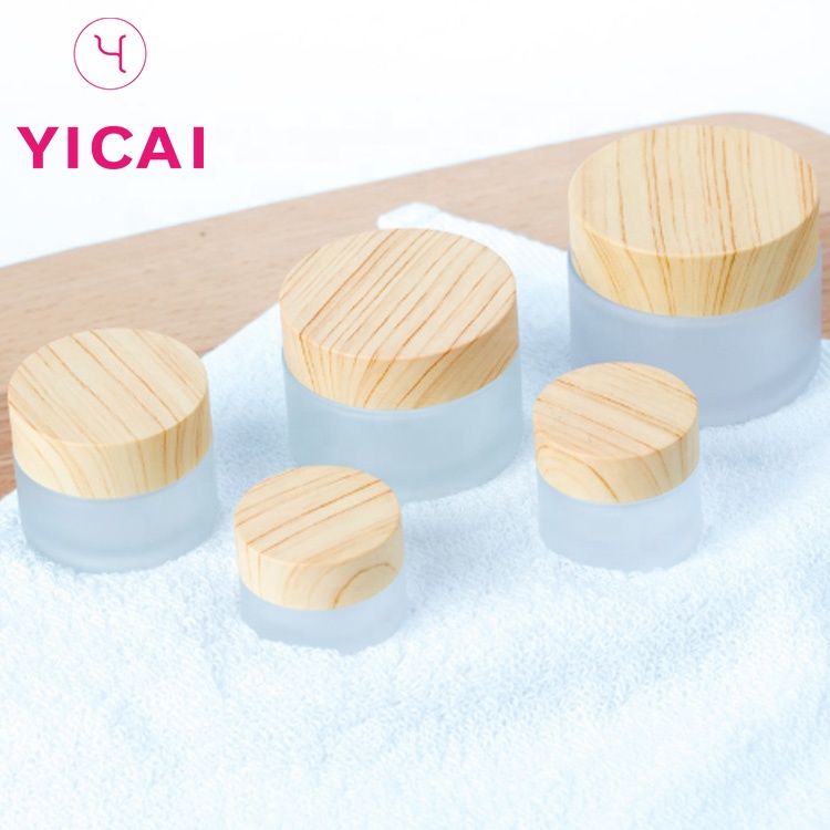 YICAI 5/15/30/50/100g OEM Eco Frosted Glass Jar With Bamboo Lid Glass Cream Gel Jar