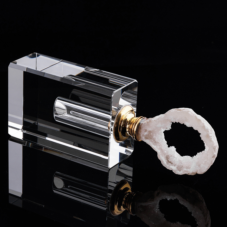Yase Best Quality Natural Geode Perfume Bottles Wedding/home Decor Spray Women Perfume Bottle