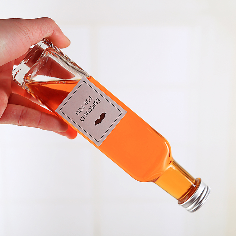 Youcheng 300ml 400ml 500ml 12 oz screw cap clear wide mouth french square glass beverage wine juice bottle for package
