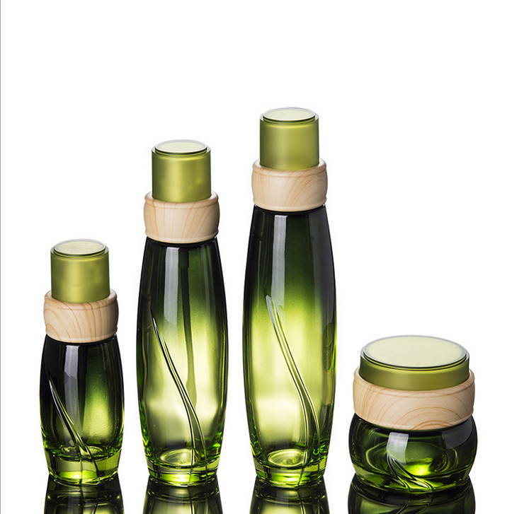 Ze Light Stock Product Series Of Skincare Packaging Box Toner Cream Bottle Green Glass Bottle