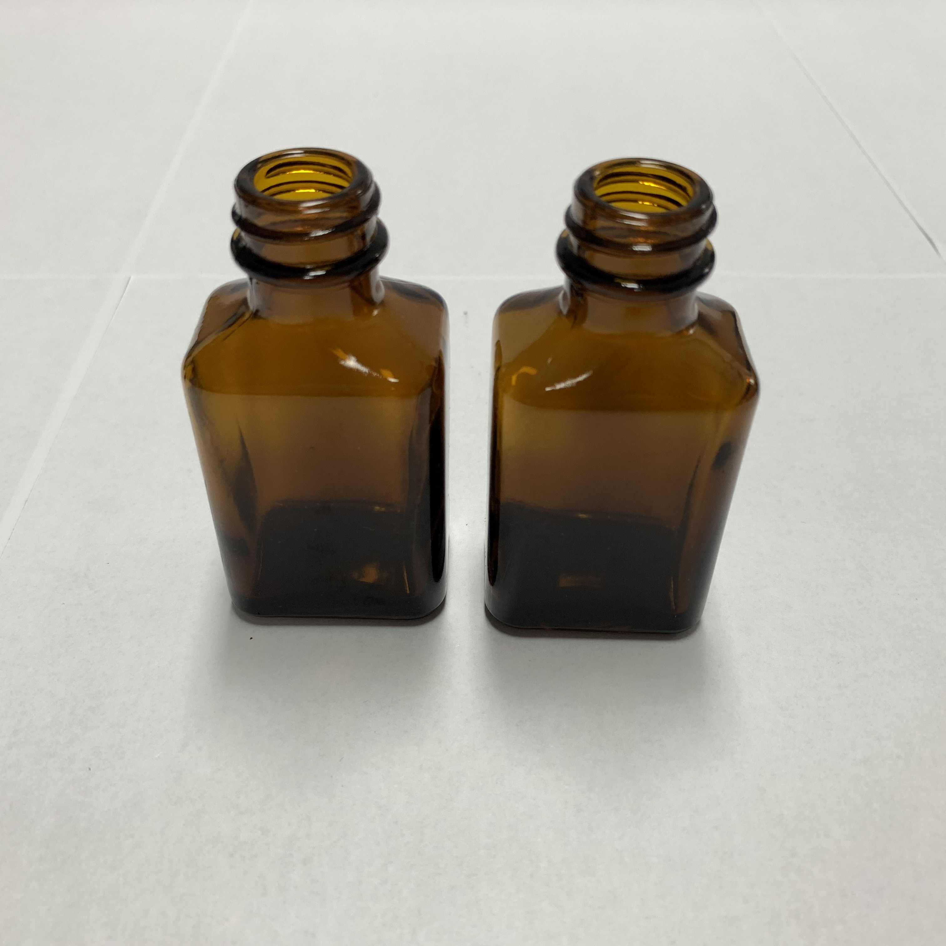 amber 30ml rectangular square glass dropper bottle e liquid packing bottles DIN20MM