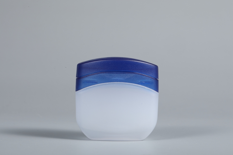 cheap 7g 50g 100g empty cosmetic Container plastic vaselin cream jar withflip top cap