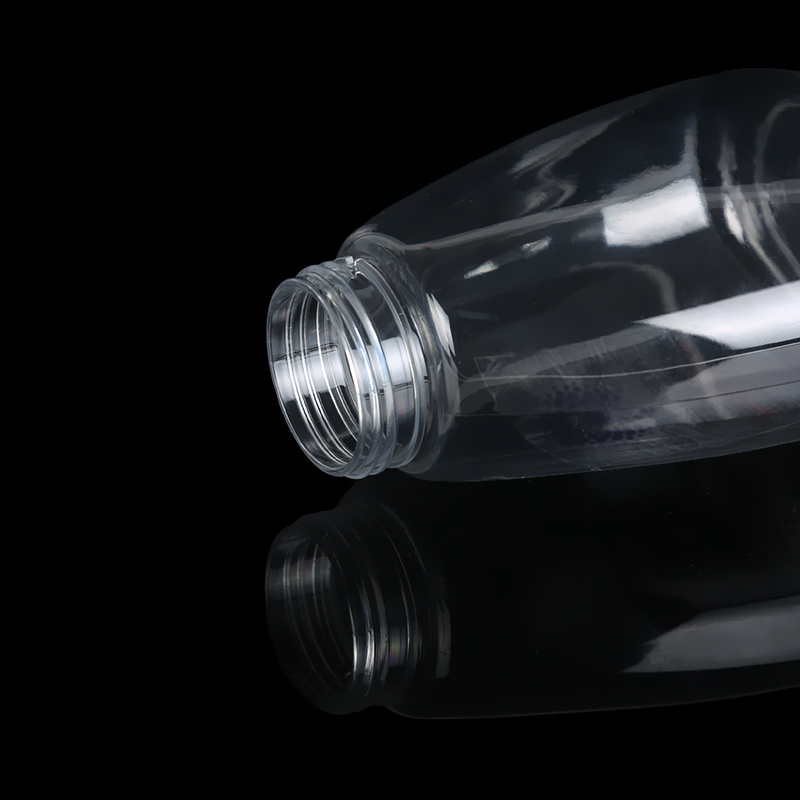 cheap and hot selling PET transparent bottle with spray lotio pump plastic bottle