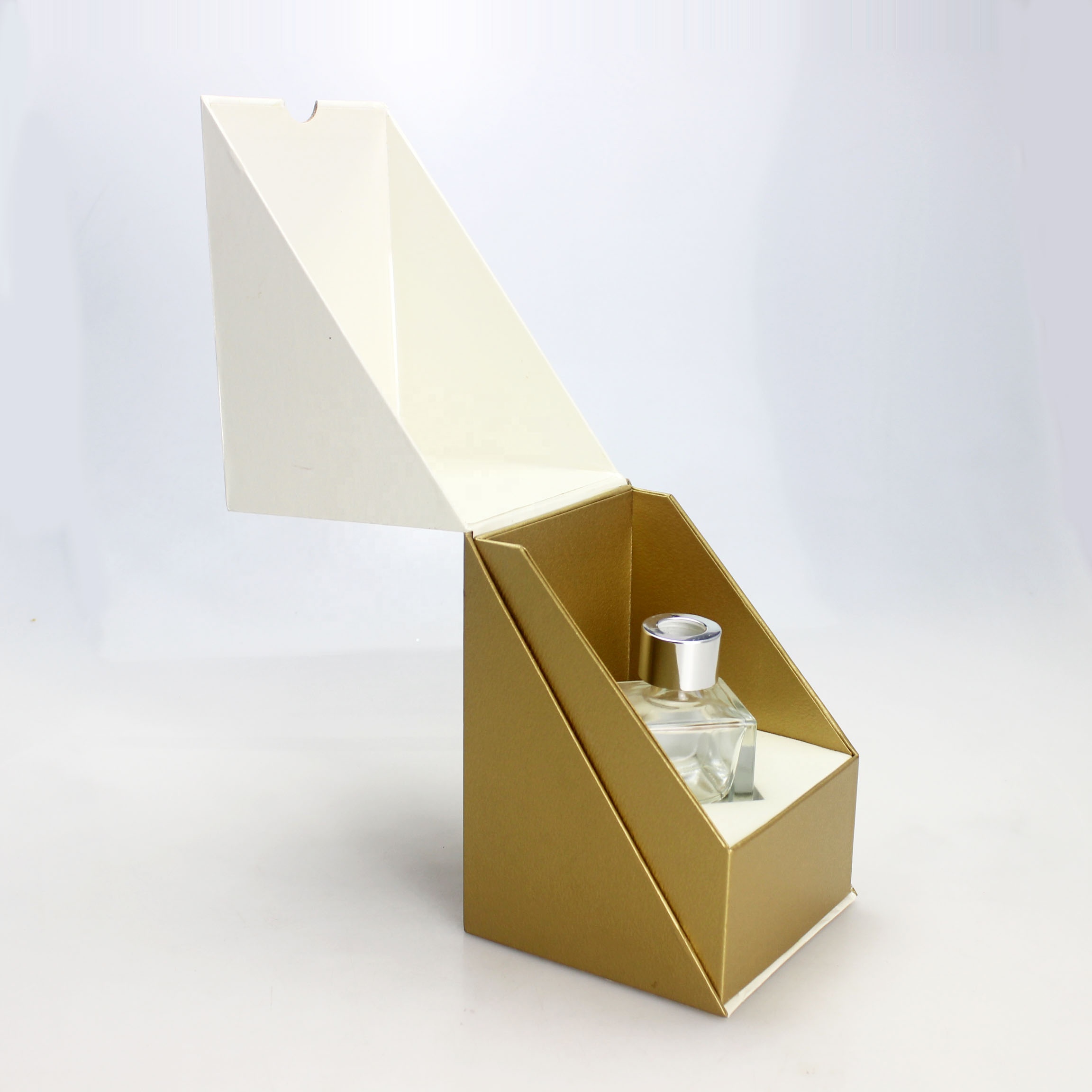 china manufacturer 50ml 100ml 150ml 200ml glass perfume bottles with handwork gift packaging box