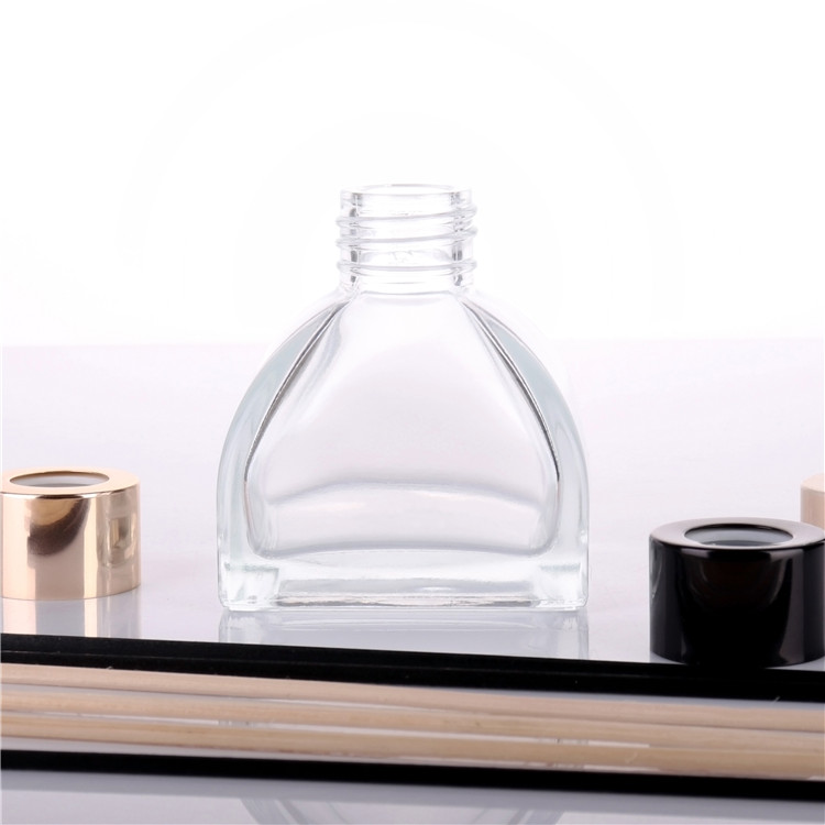 classic square tea color empty round reed diffuser bottle for fragrance