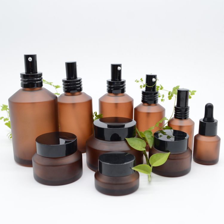 cosmetic packaging amber glass spray bottles 200ml frosted amber glass bottle with black pump