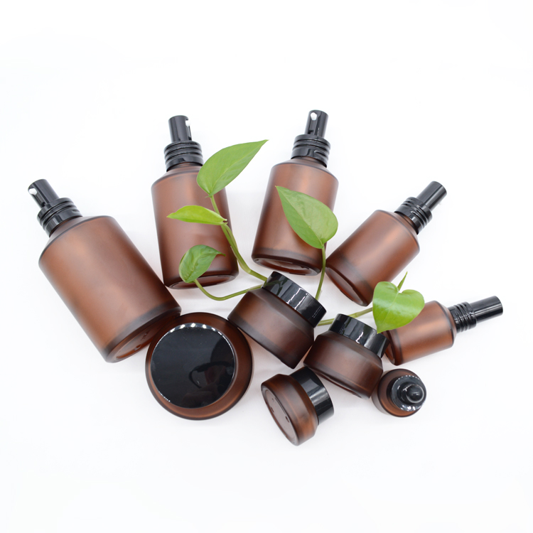 cosmetic packaging amber glass spray bottles 200ml frosted amber glass bottle with black pump