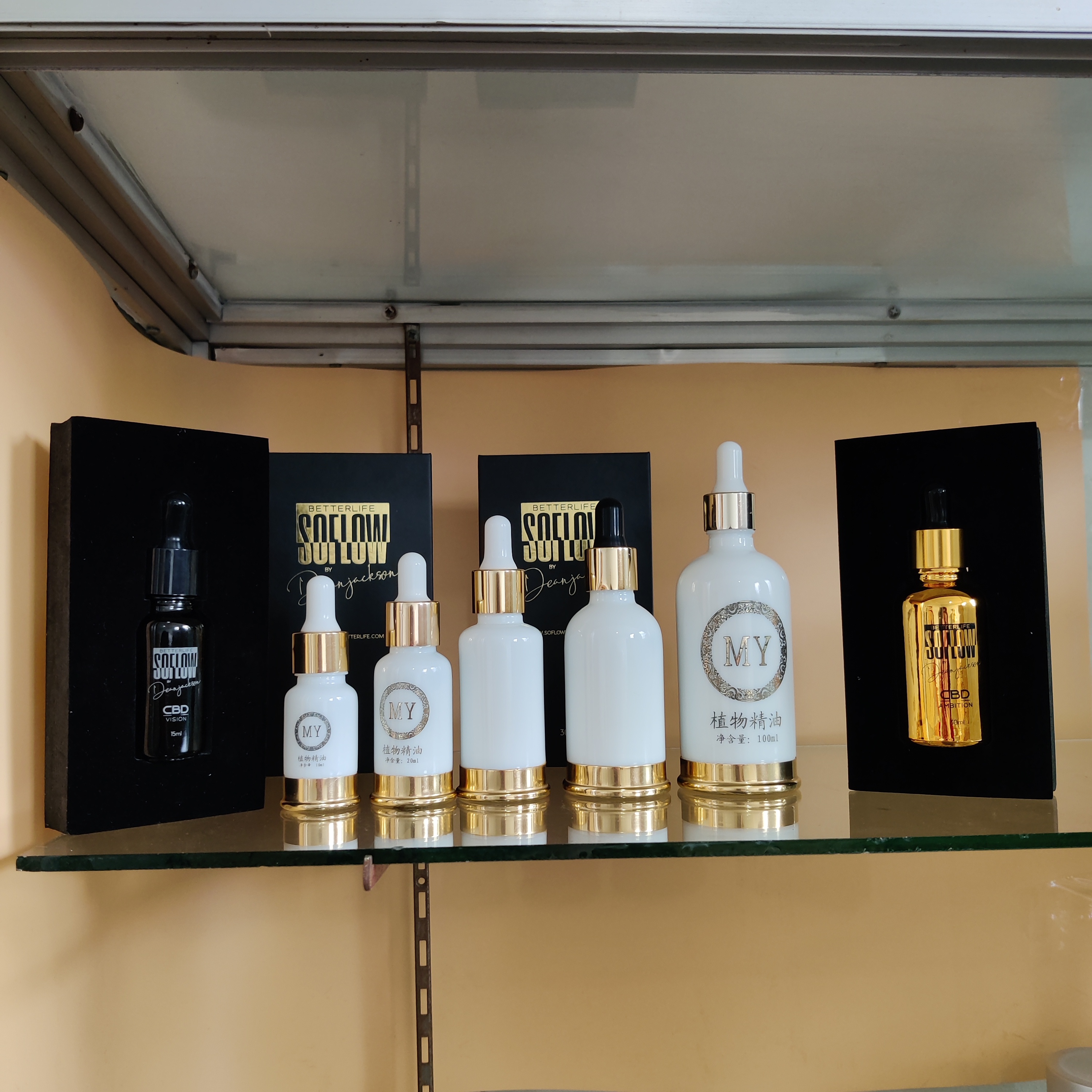 cosmetic packaging gold base metal opal white essential oil glass bottle with dropper bottle screen printing serum bottle