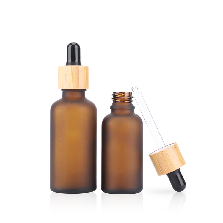 cosmetic packing essential oil bottle with bamboo dropper