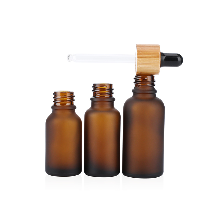 cosmetic packing essential oil bottle with bamboo dropper