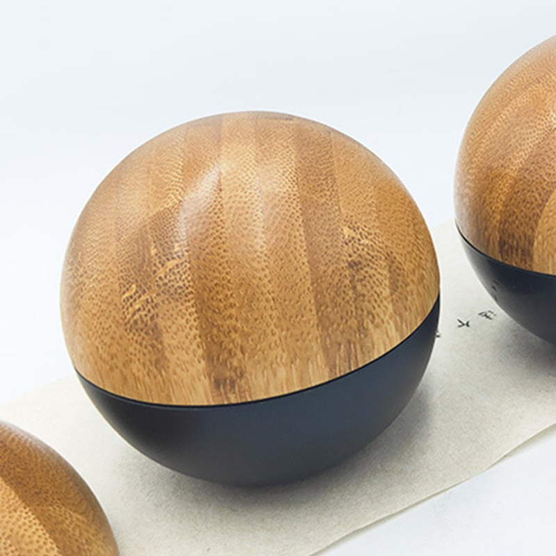 creative 20ml 30ml 50ml glass jar bamboo lid in round shape for face or eye cream
