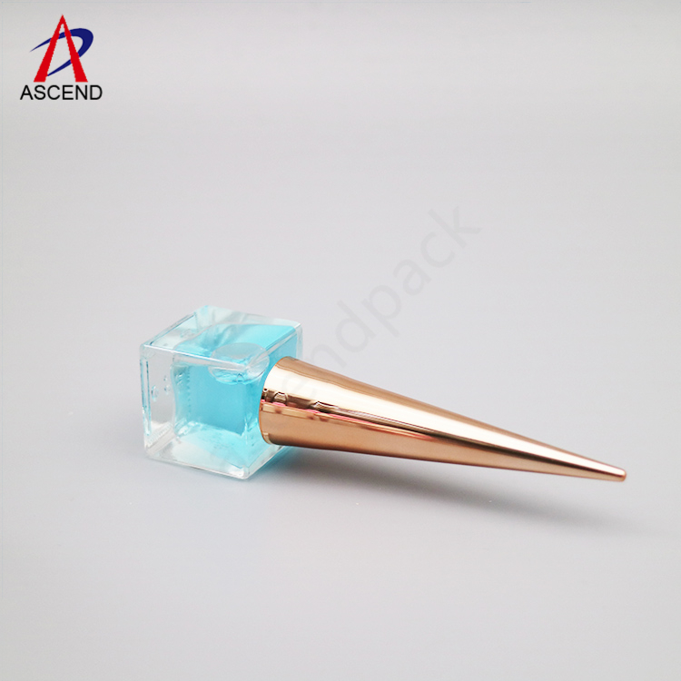 cube shaped 8ml glass empty small uv gel nail polish bottle with black gel brush and long golden cone cap