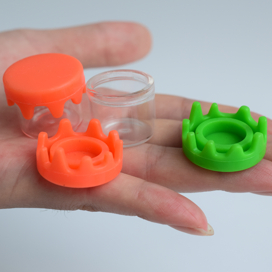 custom small clear 6ml round glass jar with silicone drippy press lid jars packaging dab containers concentrate