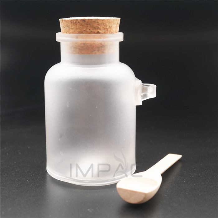 custom wooden plug matte plastic scrub bath salt jar with spoon 100g