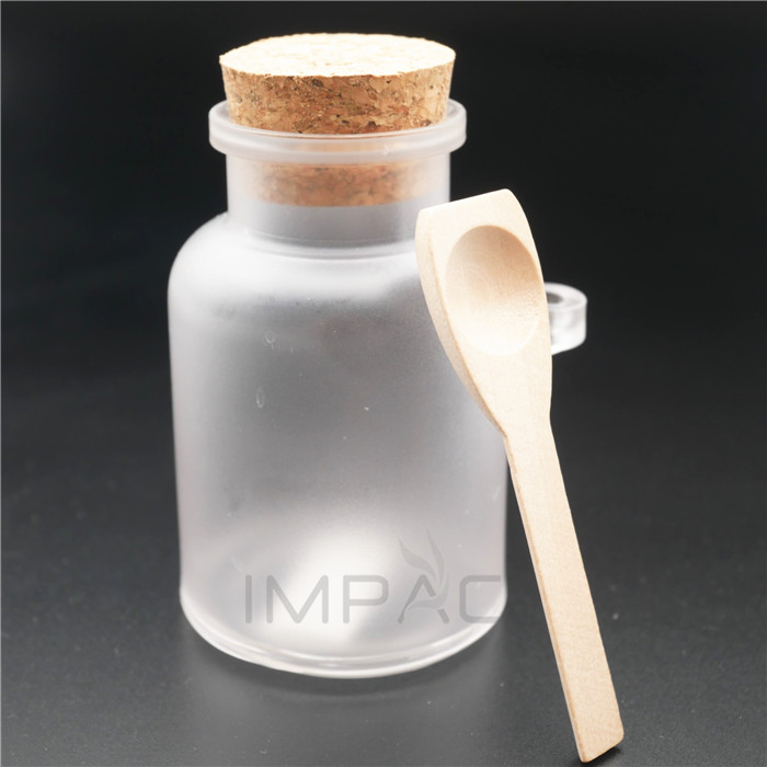 custom wooden plug matte plastic scrub bath salt jar with spoon 100g