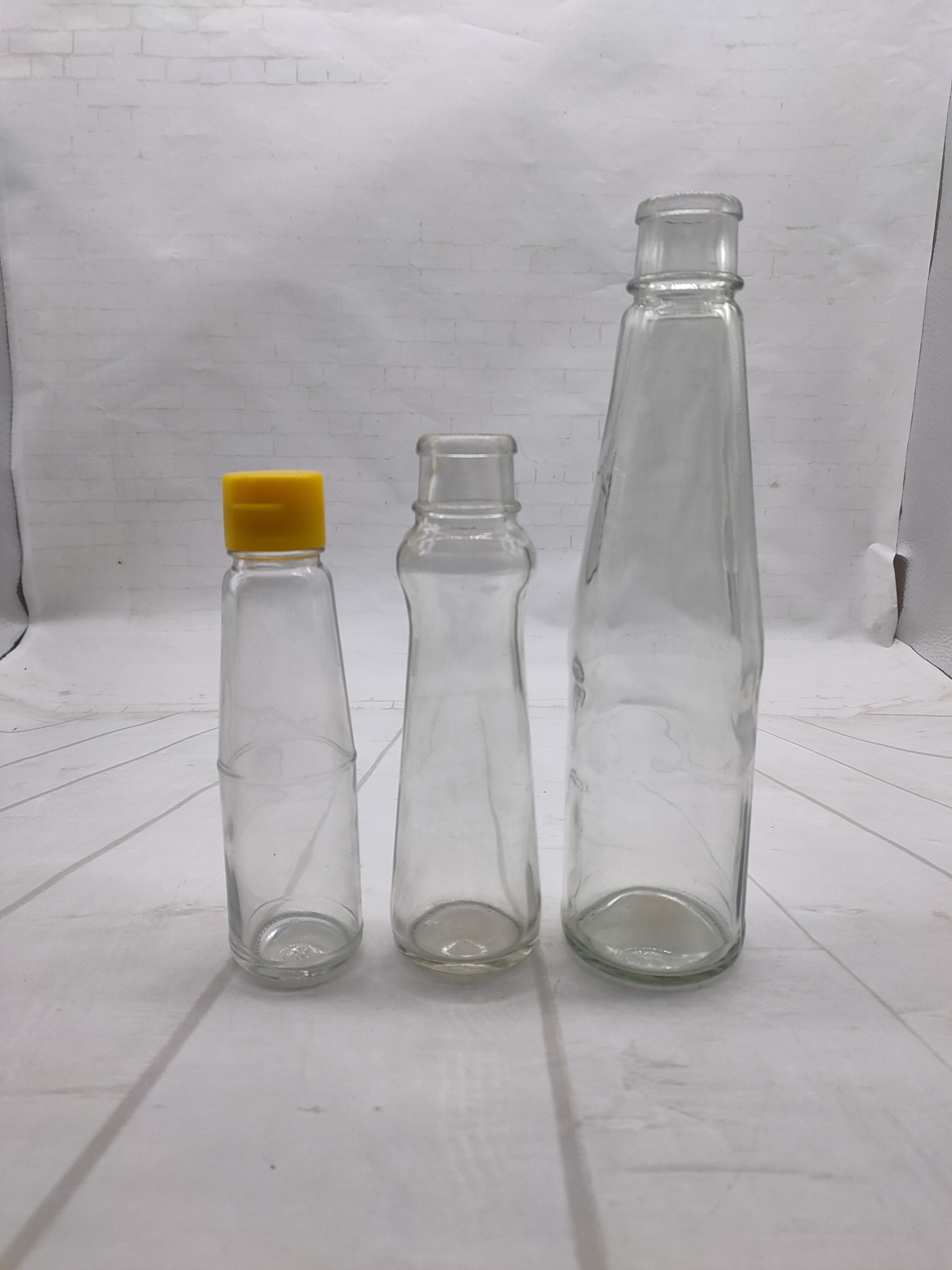 customization hot sales design soy sauce tomato sauce ketchup glass bottle with lid