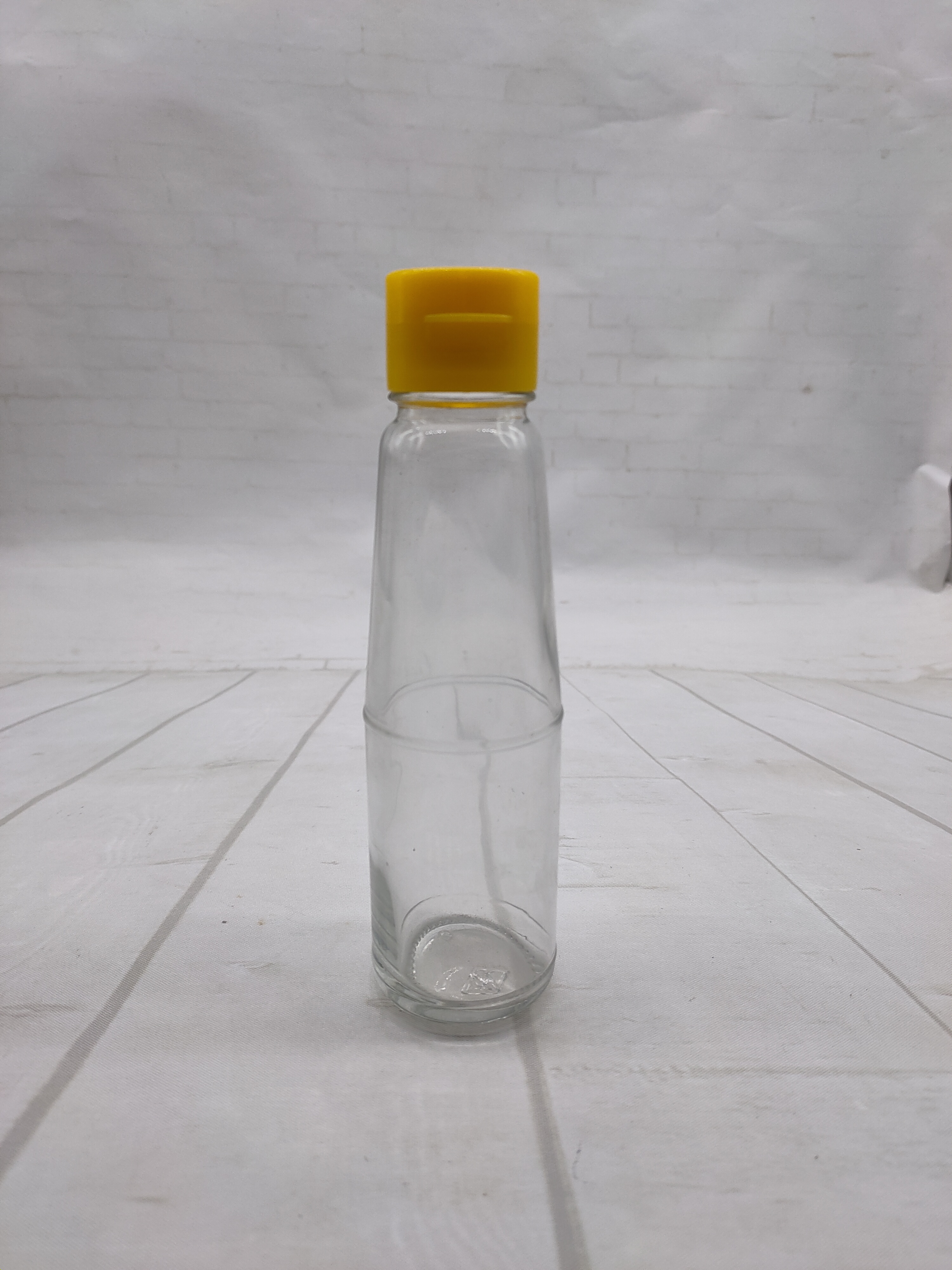 customization hot sales design soy sauce tomato sauce ketchup glass bottle with lid