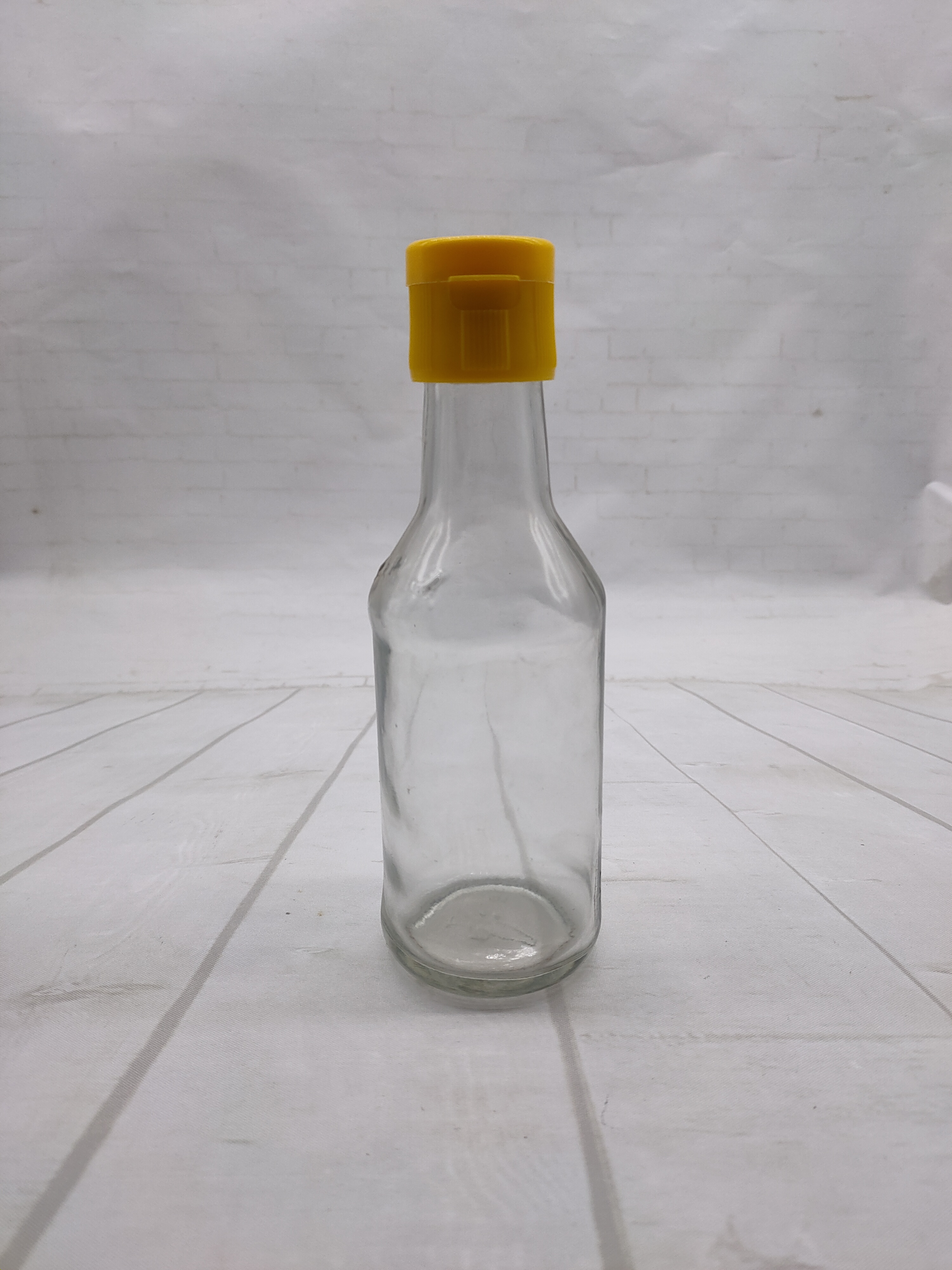 customization hot sales design soy sauce tomato sauce ketchup glass bottle with lid