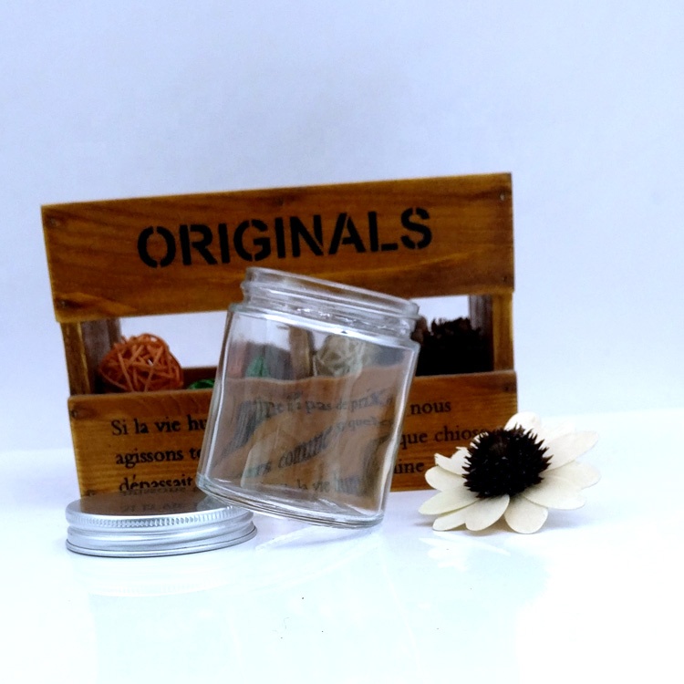 customize 120ml nuts and dried fruits bottle 4oz vacuum glass foods jar with aluminum screw lids for vitamin facial cream mask