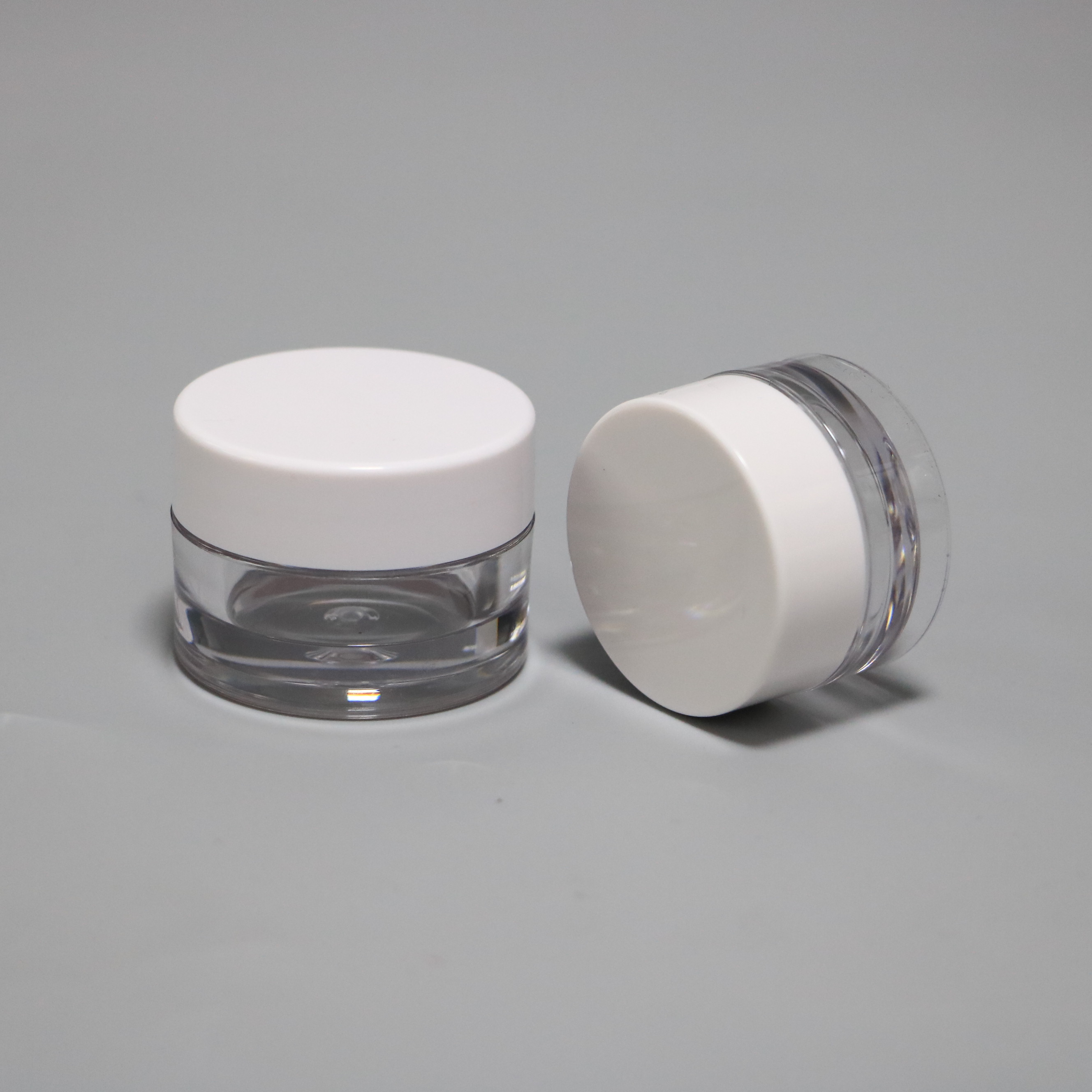 customize 5g 10g 15g 20g 30g 50g clear white ecofriendly round lotion cream container plastic cosmetic jars with lids