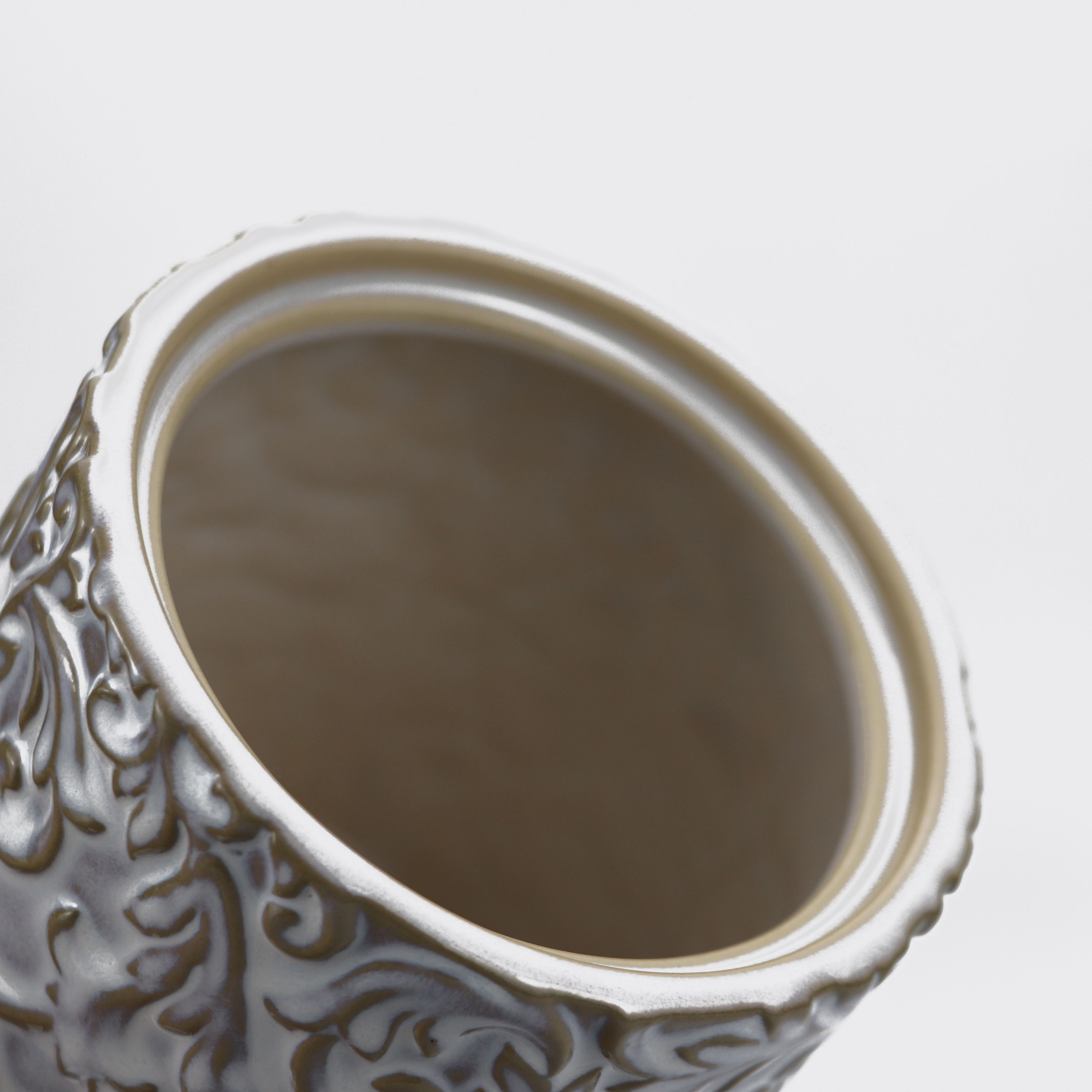 customize unique design embossed ceramic storage jar with lid for bathroom or bedroom