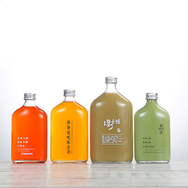 customized 50ml 100ml 200ml 250ml 350ml 500ml flat glass beverage bottle for cold brew with screw cap
