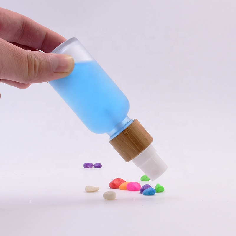 eco friendly 10ml 30ml 50ml 100ml frosted wooden bamboo cap fine mist sprayer glass essential oil spray bottles with pump spray