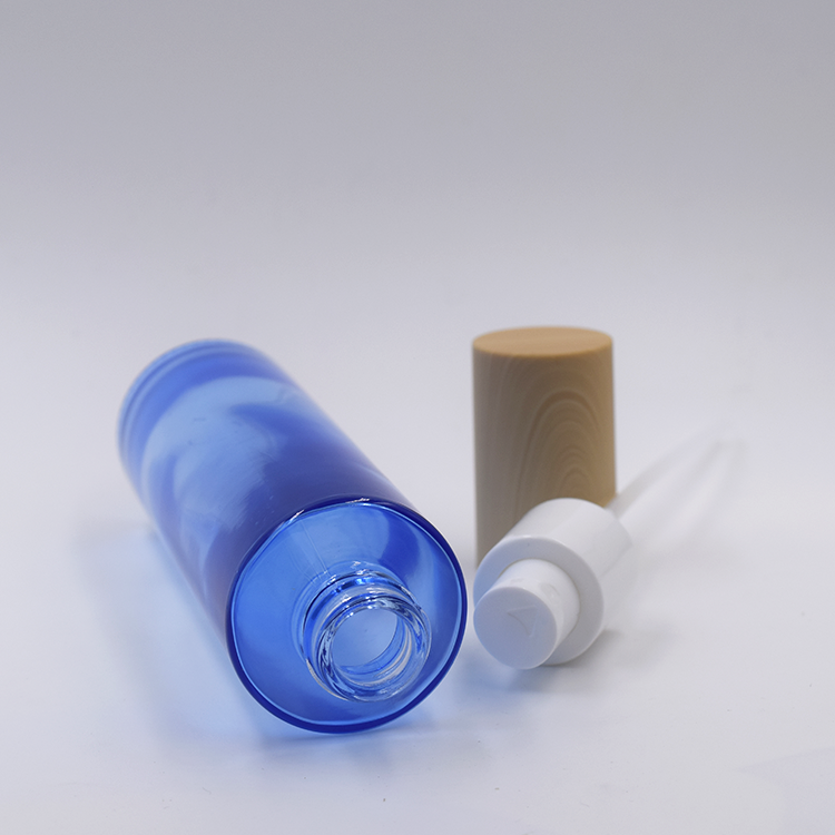 elegant light blue cosmetic glass container glass face cream jar glass lotion bottle wholesale cosmetic packaging container