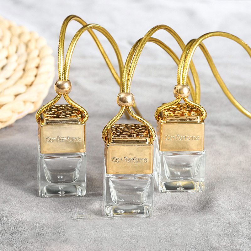 empty car hanging perfume bottles/10ml car hanging perfume bottles/perfume bottle holder for car wooden cap car perfume bottle