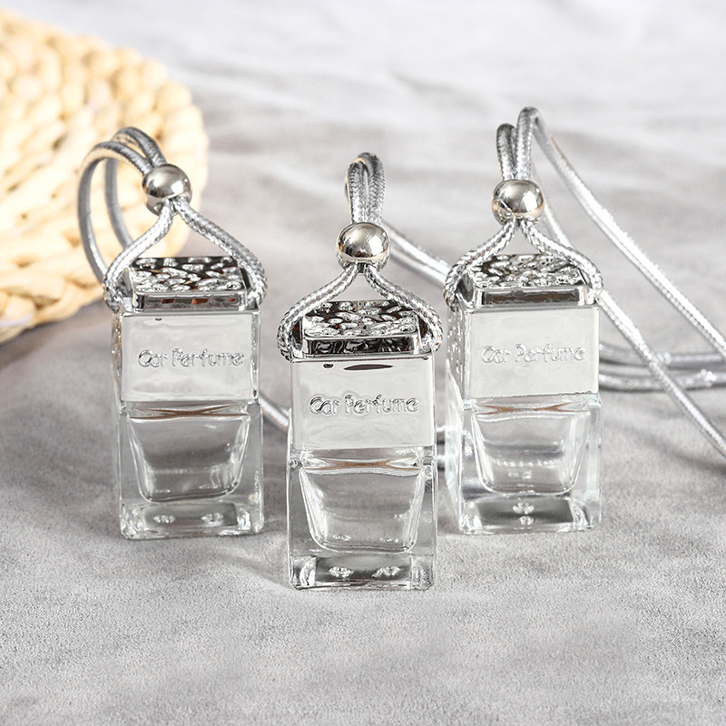 empty car hanging perfume bottles/10ml car hanging perfume bottles/perfume bottle holder for car wooden cap car perfume bottle