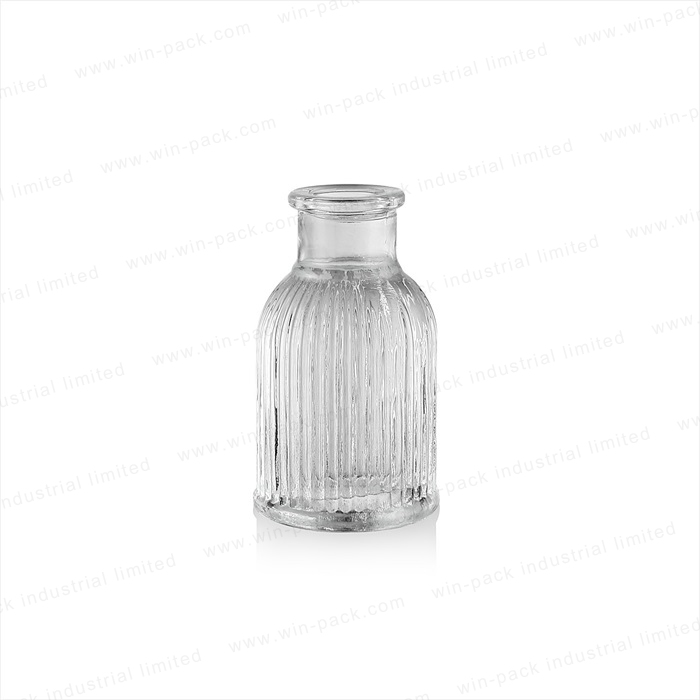 empty clear luxury square decorative reed diffuser glass bottle
