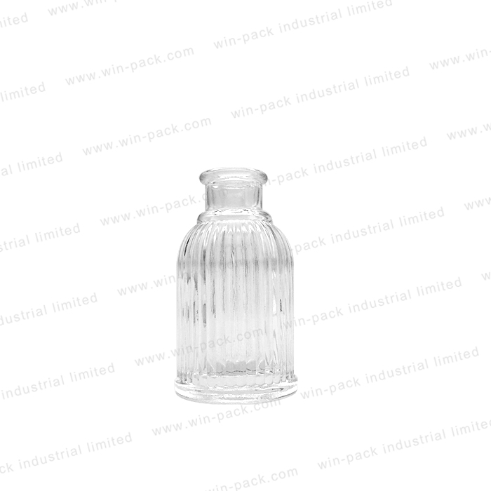 empty clear luxury square decorative reed diffuser glass bottle